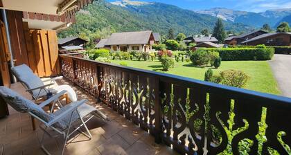 Quiet 3-room in Samoëns, near center, with parking and WIFI