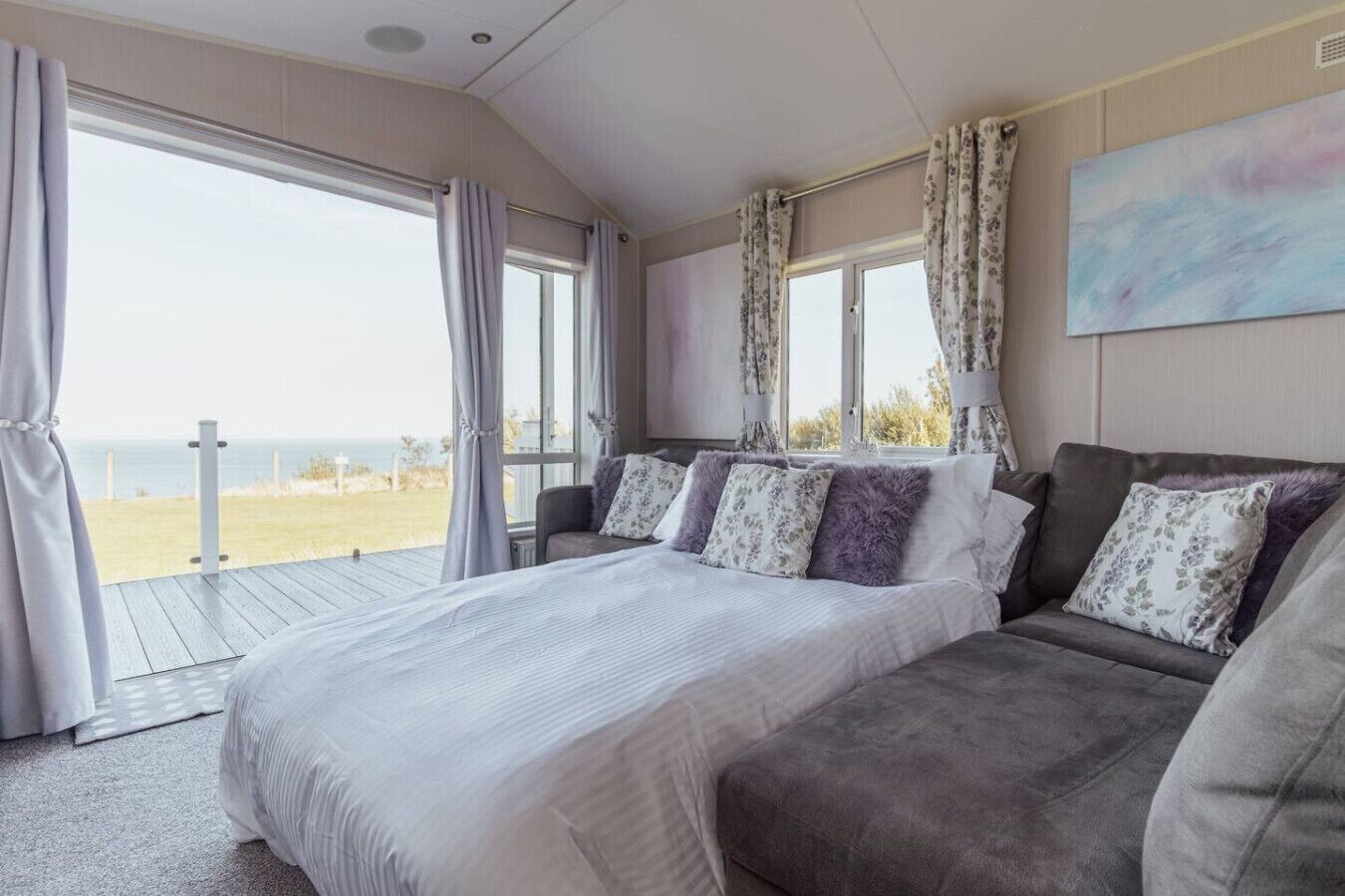 Bureau, fer et planche à repasser, Wi-Fi, draps fournis