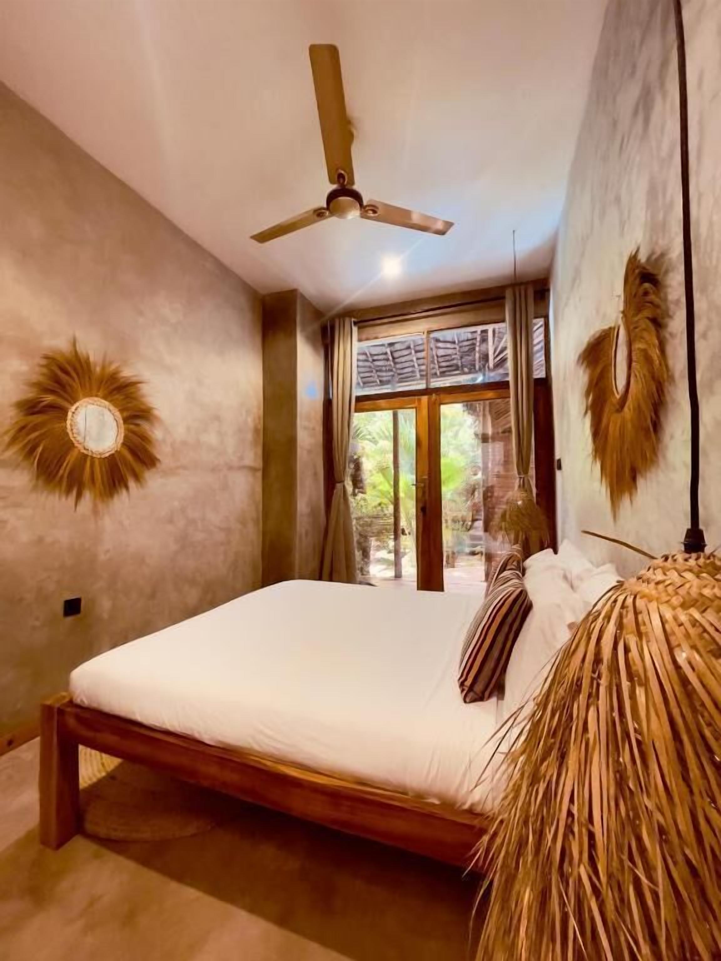 Single Room, Garden View