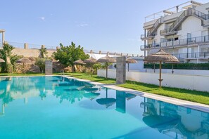 Pool - Apartment 'Sea and Mountain Views' with Sea View, Shared Pool, and AC (Torrox)
