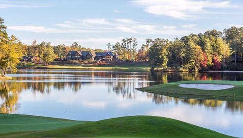 Big Canoe 5BR Mountain Escape with Master on the Main – Steps to Amenities