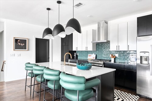 Nashville Escape With Skyline Deck and Hot Tub