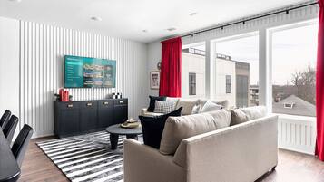 House | 3 bilik tidur, Internet