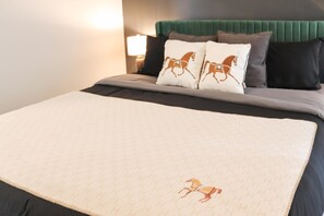 1 bedroom, desk, iron/ironing board, travel cot