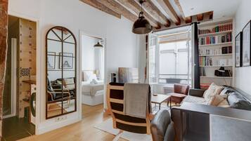 1 habitación y acceso a internet