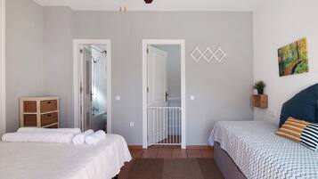 Bügeleisen/Bügelbrett, Bettwäsche