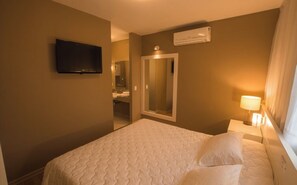 1 bedroom, iron/ironing board, free WiFi, bed sheets - Spacious Suite with Stunning Canyon Views, Near Waterfalls and Hiking Trails (Paraná)