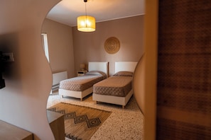 Iron/ironing board, free WiFi