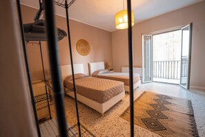 Tabla de planchar con plancha y wifi gratis 