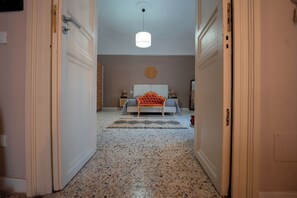 Tabla de planchar con plancha y wifi gratis 