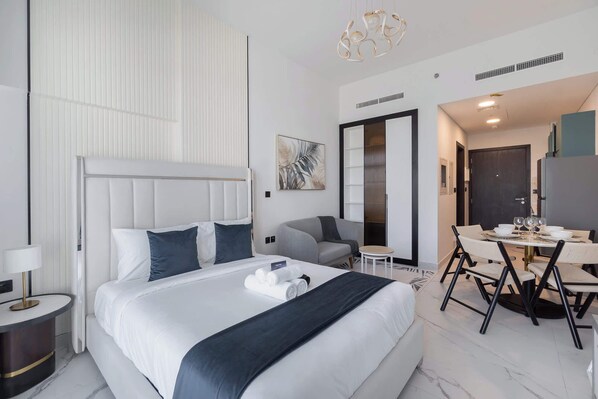 Internet - Al Barsha Apartment Sleeps 2 With a Swimming Pool (Dubai)