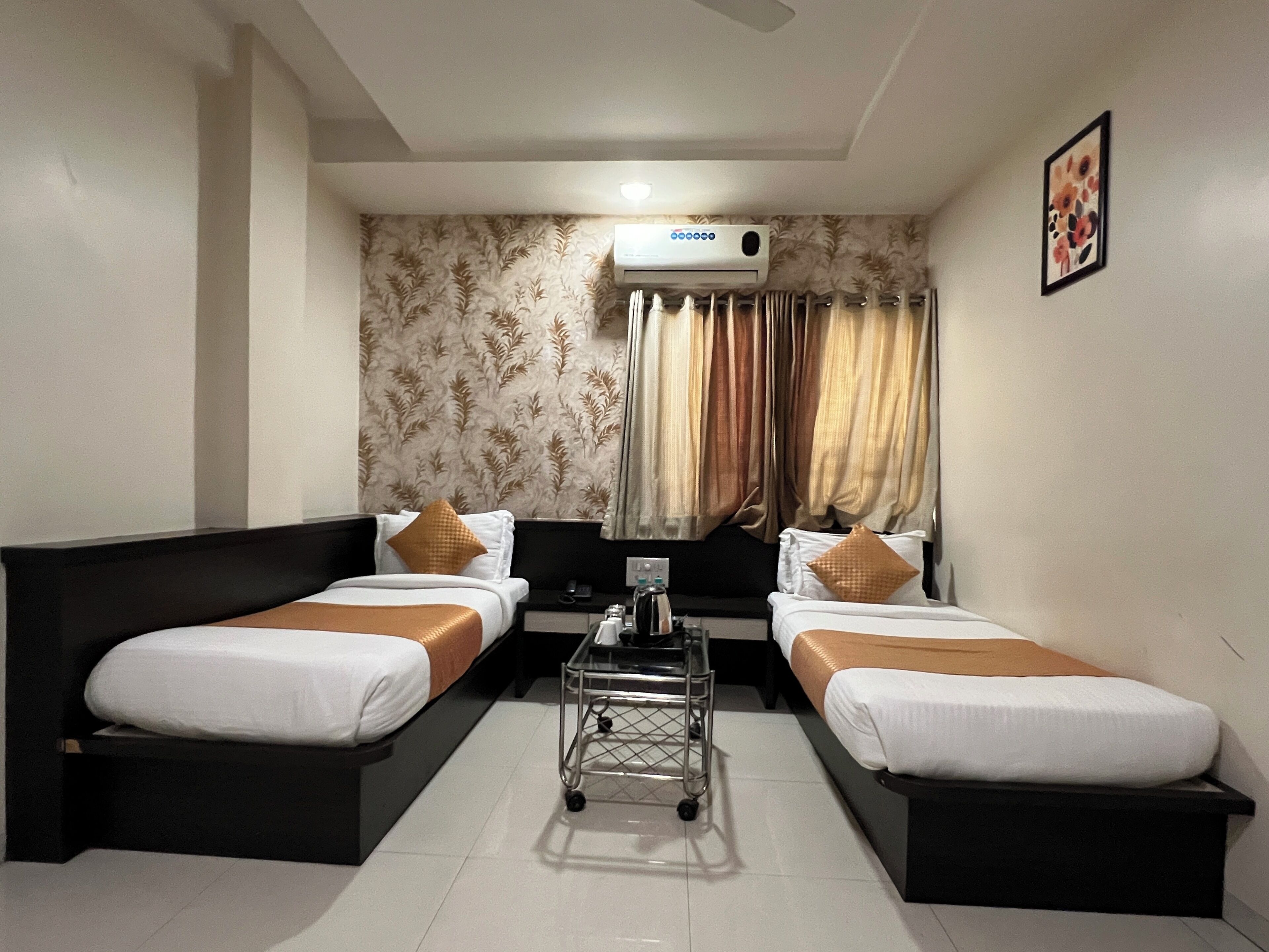 Executive Suite | Living area