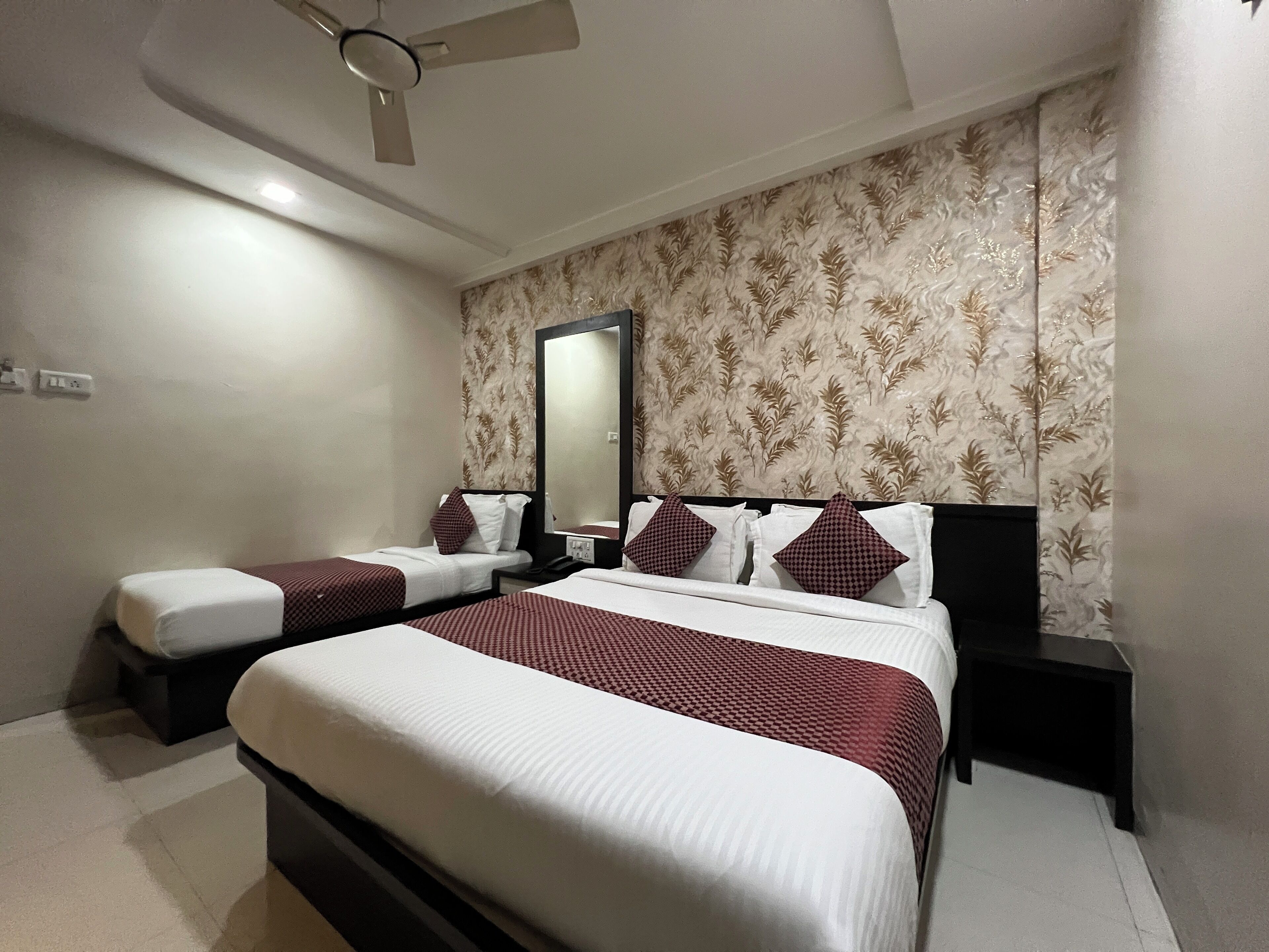 Deluxe Triple Room | Free WiFi