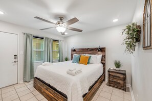 1 bedroom, iron/ironing board, free WiFi, bed sheets - Port Aransas Getaway | Steps to Beach Boardwalk + Pool Access (Port Aransas)