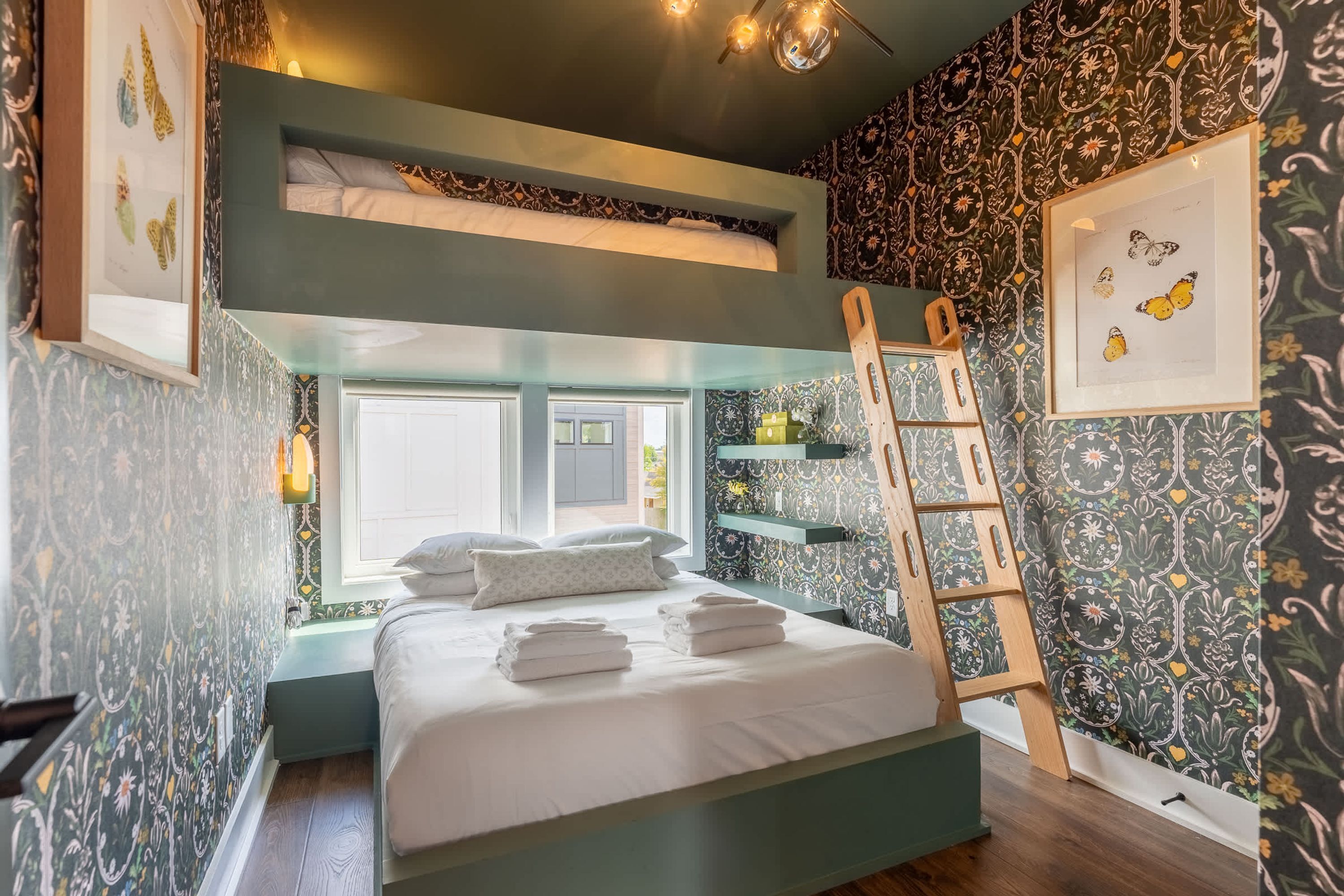 Ferienhaus | 4 Schlafzimmer, Schreibtisch, Internetzugang