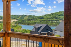 Property grounds - Green Wood Getaway - for 18 (Hollister)