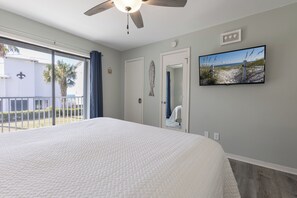 2 chambres, fer et planche à repasser, Wi-Fi gratuit, draps fournis