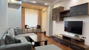 Departamento Confort, 1 habitación, balcón, vista a la ciudad | Ropa de cama de alta calidad, cortinas blackout y insonorización 