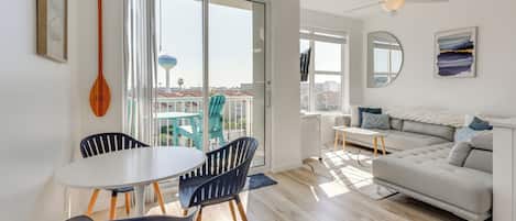 Apartment (1 Bedroom) | Interior