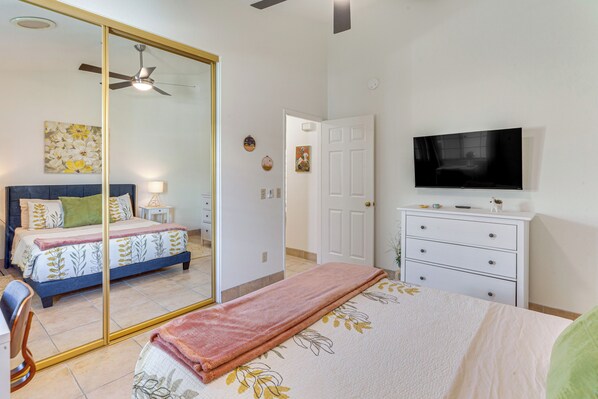 House (3 Bedrooms) | Interior - Pool Access, WFH Ready: Resort Home in Palm Desert (Palm Desert)