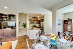 Apartment (2 Bedrooms) | Interior