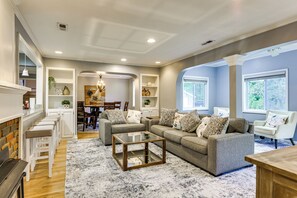 House (4 Bedrooms) | Interior