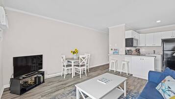 Apartment (1 Bedroom) | Interior