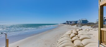 Steps to Sand! 3rd-floor North Topsail Beach Condo