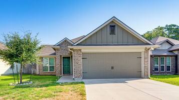 ุงูู
ูุดุฃุฉ ู
ู ุงูุฏุงุฎู