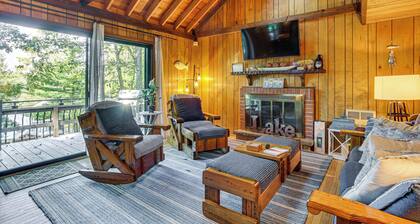 < 1 Mi to Lake: Cabin w/ Hot Tub in Greentown!