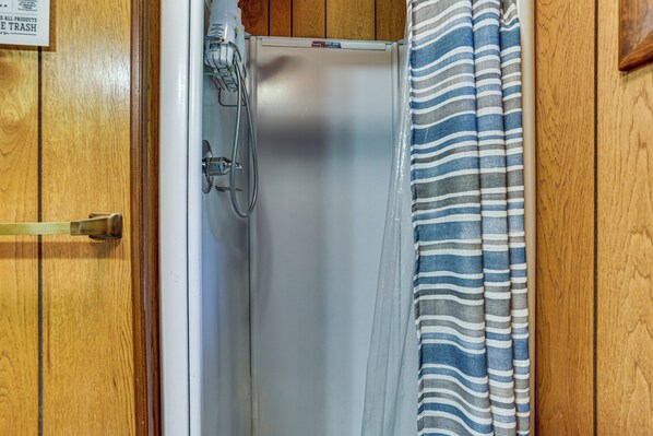 Hús (3 Bedrooms) | Að innan