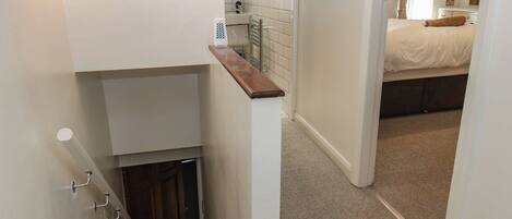 2 sovrum, individuell inredning, unika möbler och gratis wi-fi