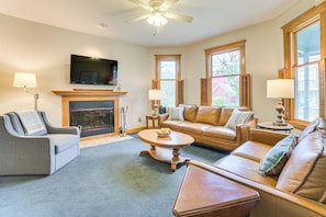 House (4 Bedrooms) | Interior
