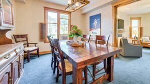 Rumah (4 Bedrooms) | Interior