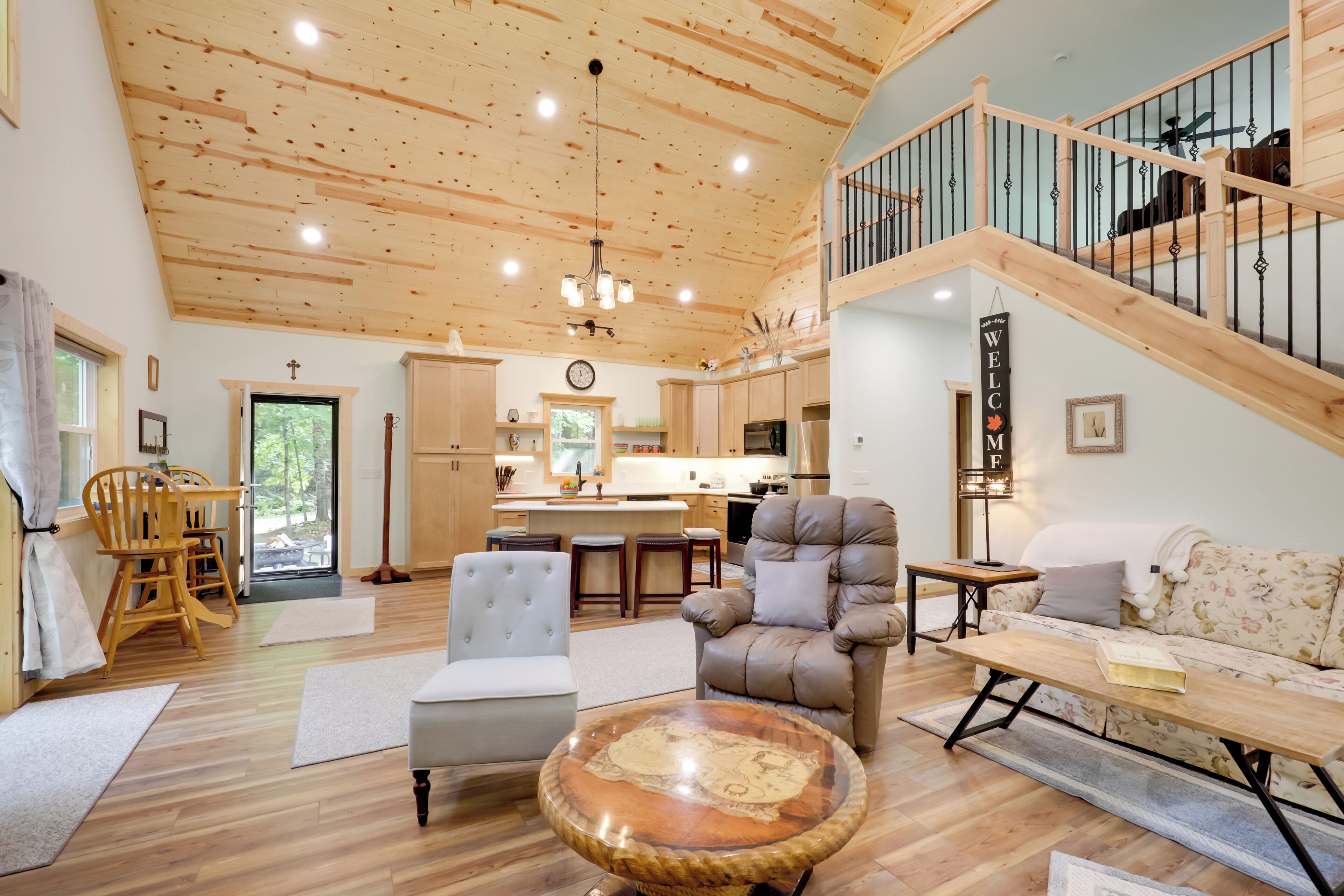 Rumah (2 Bedrooms) | Interior