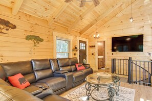 منزل (4 Bedrooms) | المنشأة من الداخل