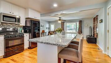 Rumah (4 Bedrooms) | Interior