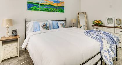 1 Mi to Dtwn Brenham! 'the Bell & Bloom Cottage'