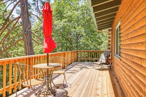 House (2 Bedrooms) | Interior - Community Lake Access: Peaceful Cabin in Sonora! (Sonora)