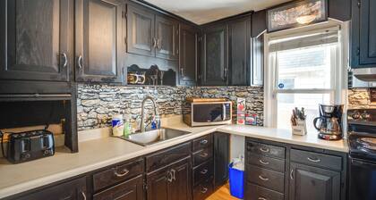 Walk to Main St Fond du Lac: Retreat w/ Yard