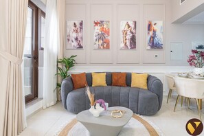 Luxury Apartment, Balcony, City View