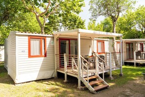 Premium-mobile home - udsigt til have | Terrasse/gårdhave
