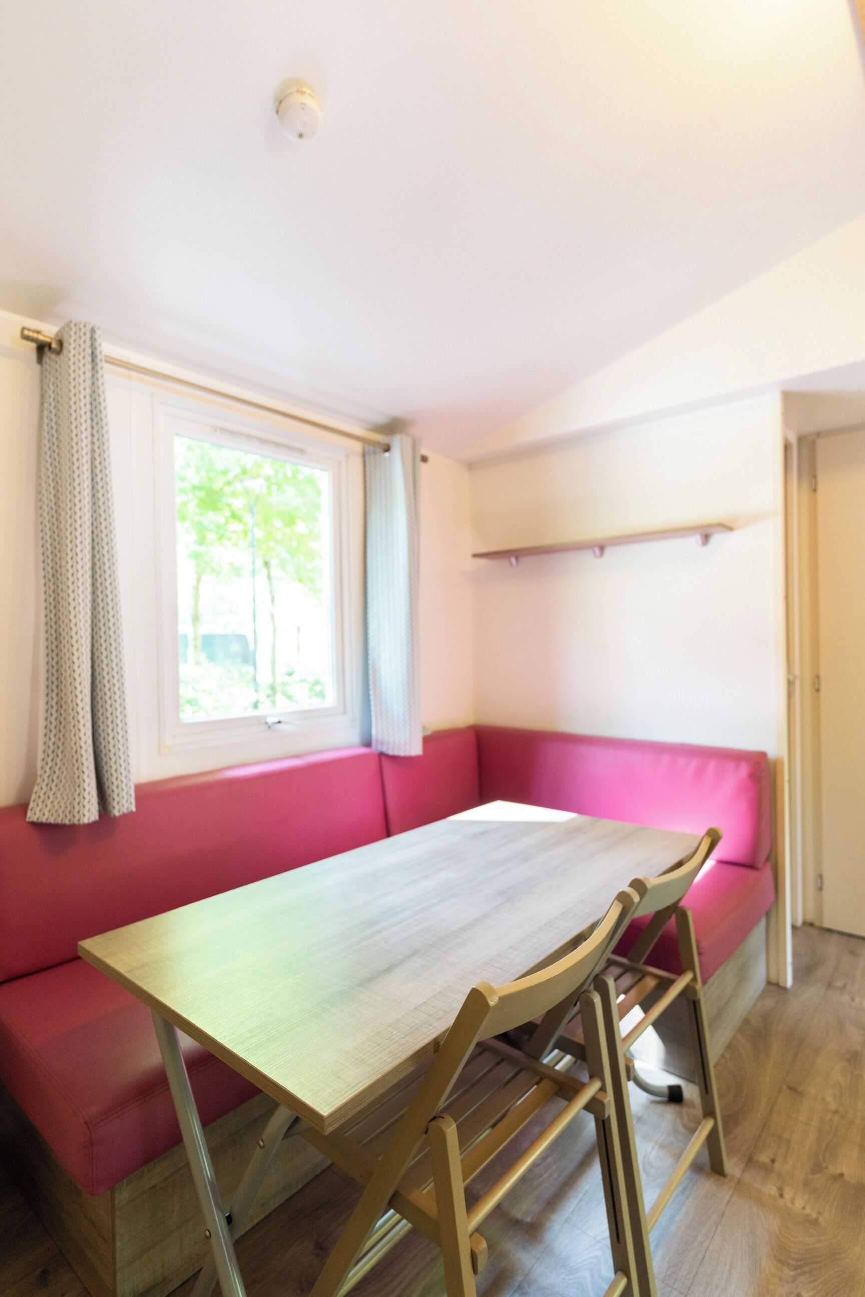 Superior Mobile Home, Garden View | Dining room