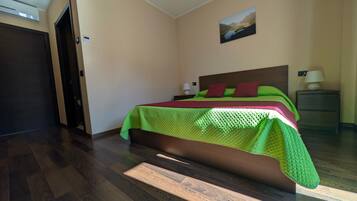 1 camera, Wi-Fi, lenzuola