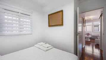 2 slaapkamers, een strijkplank/strijkijzer, wifi, beddengoed