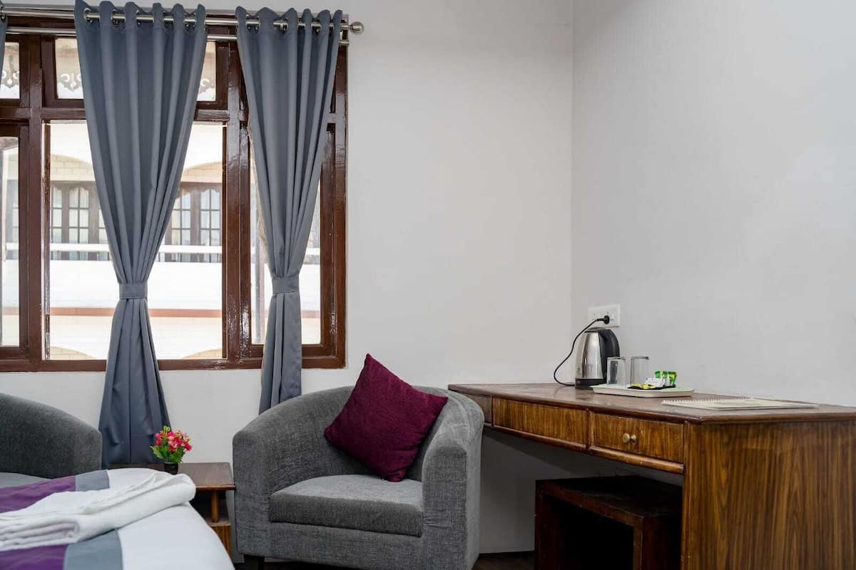 Quarto casal luxo, vista para a montanha | Wi-Fi de cortesia