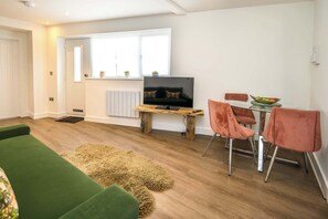 Téléviseur, bureau