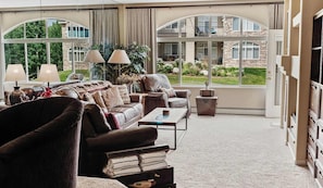 TV, fireplace, stereo, offices