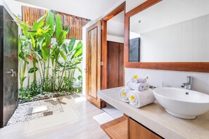 Family Villa, 3 Bedrooms, Non Smoking | Bathroom | Bidet