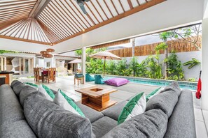 Family Villa, 3 Bedrooms, Non Smoking | Living area